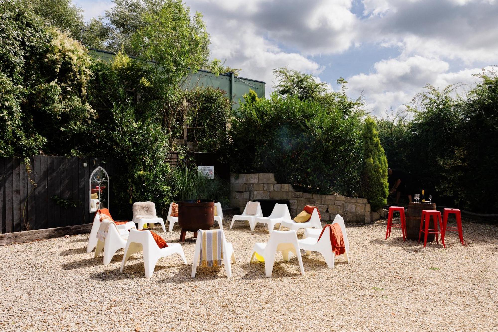 ブリストル The West Barn Near Bath, Sleeps 24 And 2 Hot Tubsヴィラ エクステリア 写真